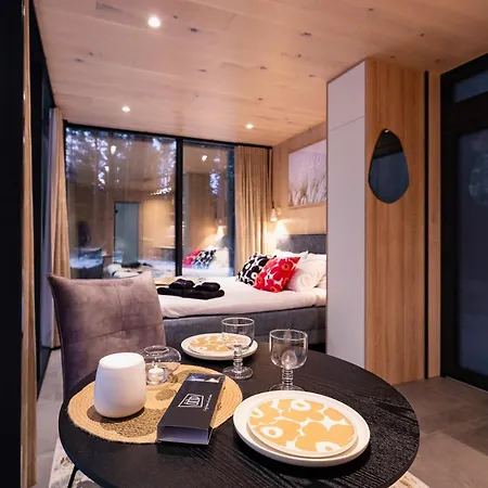 Appartement Oeoed Mirror At Versso