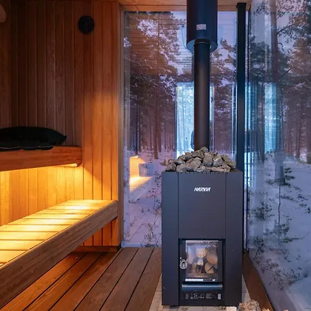 Oeoed Mirror At Versso Appartement Pyhtaa