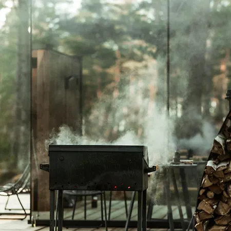 Oeoed Mirror At Versso * Pyhtaa