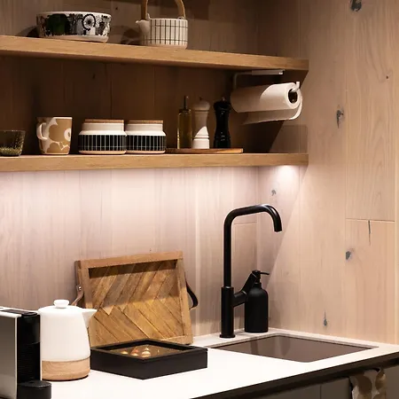 Oeoed Mirror At Versso Pyhtaa