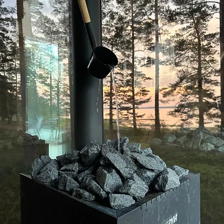 Oeoed Mirror At Versso