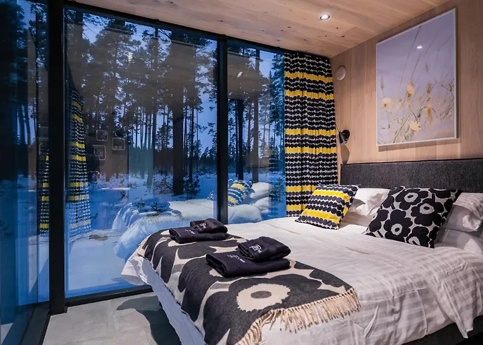 Oeoed Mirror At Versso Appartement