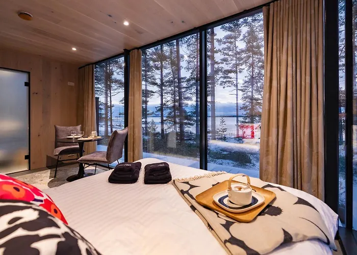 Oeoed Mirror At Versso Appartement