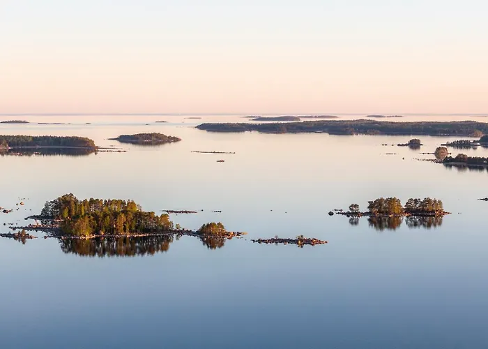 Oeoed Mirror At Versso 公寓 Pyhtaa