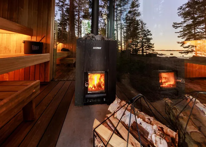 Oeoed Mirror At Versso Pyhtaa