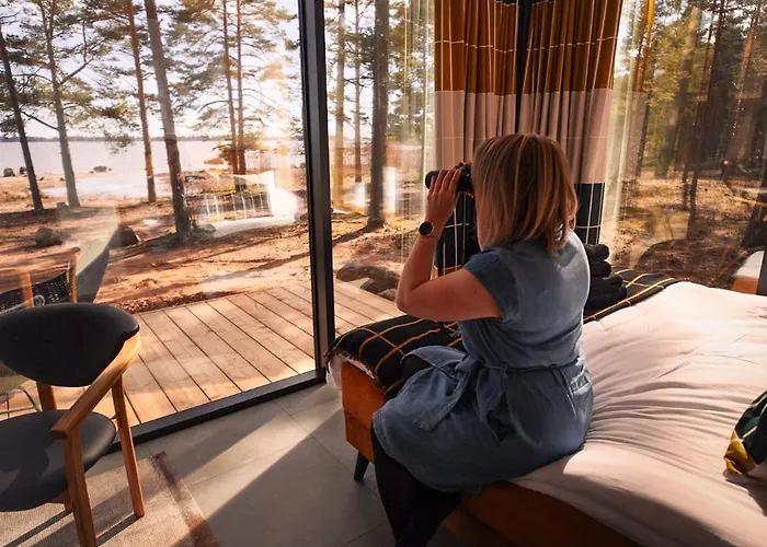 Oeoed Mirror At Versso * Pyhtaa