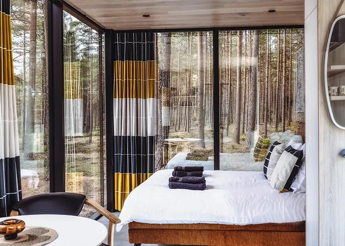 Oeoed Mirror At Versso Pyhtaa