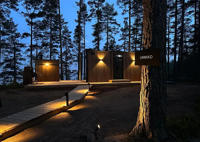 Oeoed Mirror At Versso *